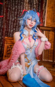 Sally Dorasnow多啦雪 原神甘雨旗袍二次元cos图集全册资源在线观看共36P-柒老湿