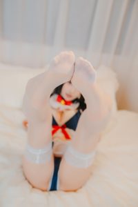 神楽坂真冬白咝猫娘二次元cos图集全册资源在线观看共72P(附专属互动视频)-柒老湿